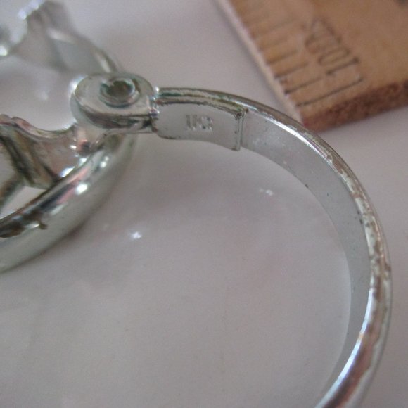 Vintage JJG Silver Hoop Earrings 1 inch round - Picture 3 of 5